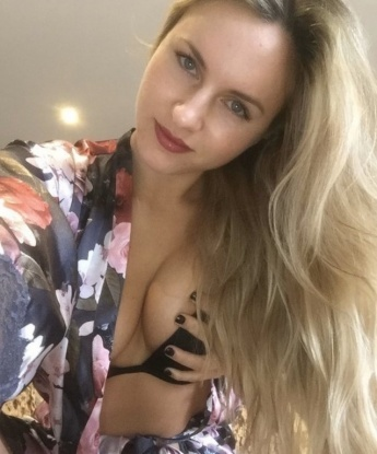 Анкета проститутки Лариска - Фото, г. Муслюмово, 28 лет, №10754